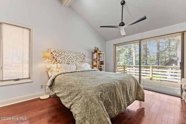 190 Barton Hills Court, Pinehurst, NC 28374