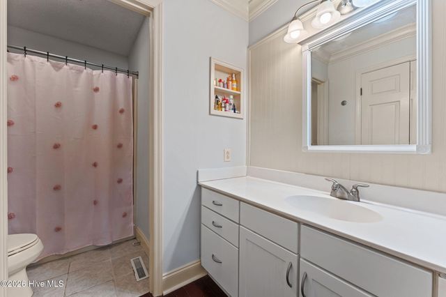 190 Barton Hills Court, Pinehurst, NC 28374