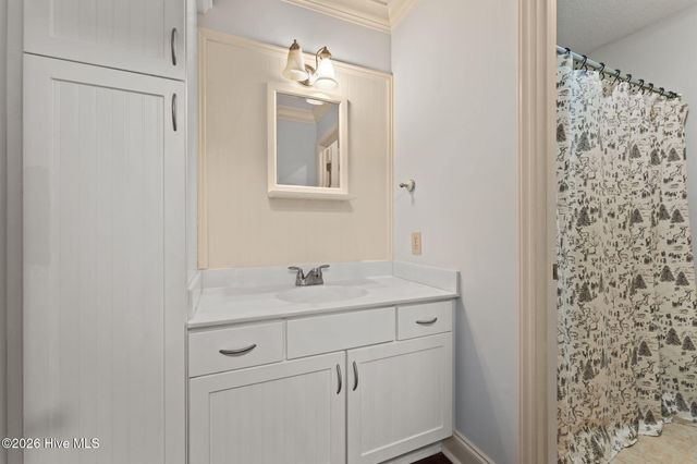 190 Barton Hills Court, Pinehurst, NC 28374