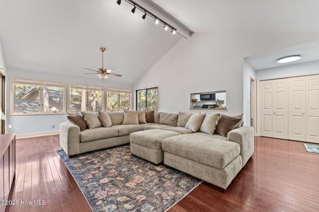 190 Barton Hills Court, Pinehurst, NC 28374