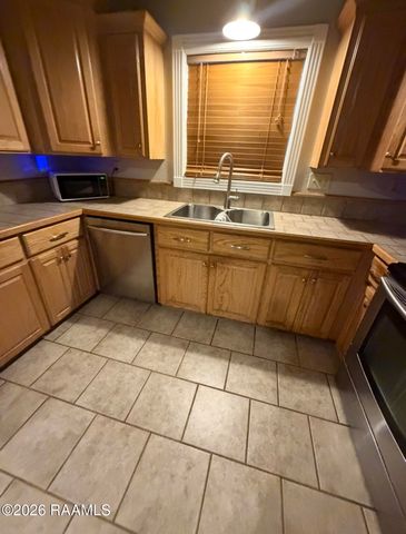 4000 N University Avenue, Carencro, LA 70520