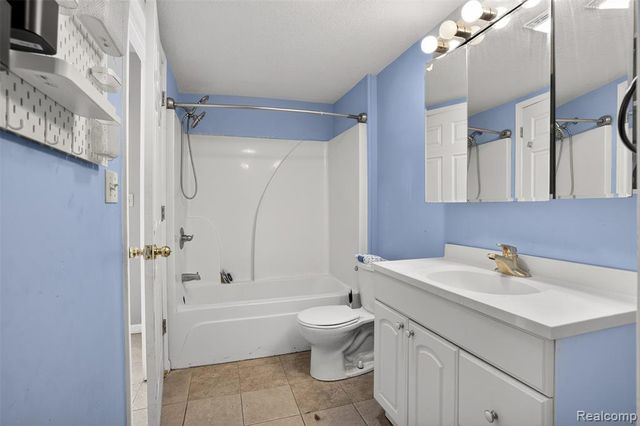 103 N Mackinaw Street, Durand, MI 48429