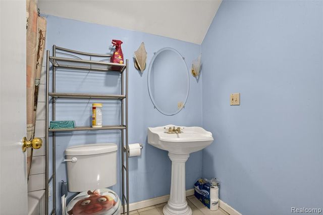 103 N Mackinaw Street, Durand, MI 48429