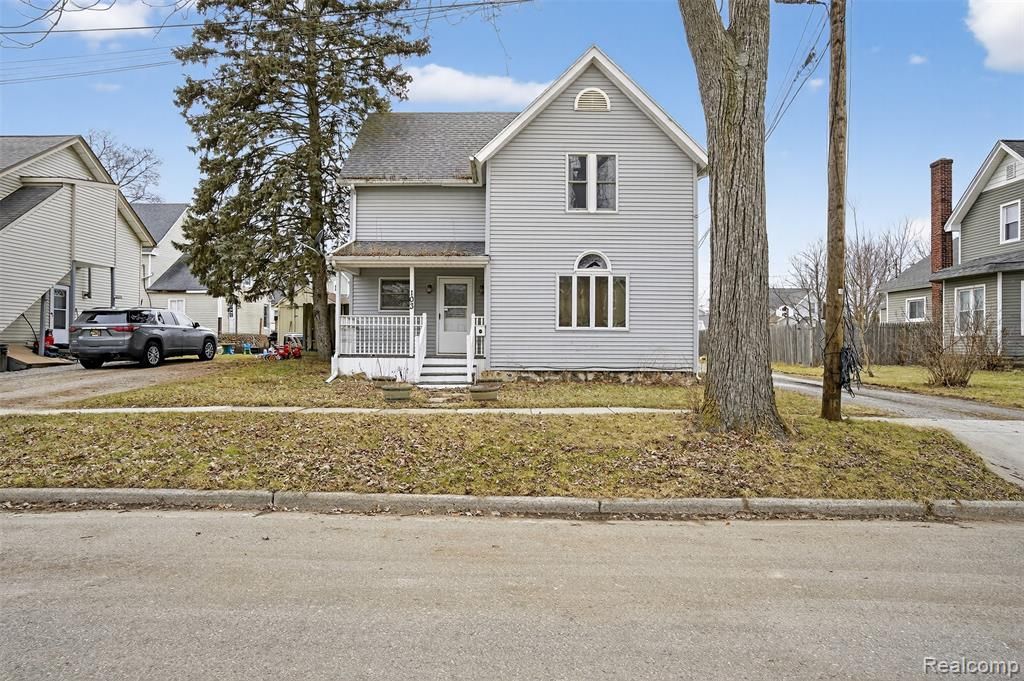 103 N Mackinaw Street, Durand, MI 48429