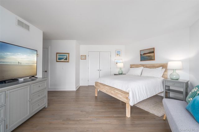 56765 Route 48, Greenport, NY 11944