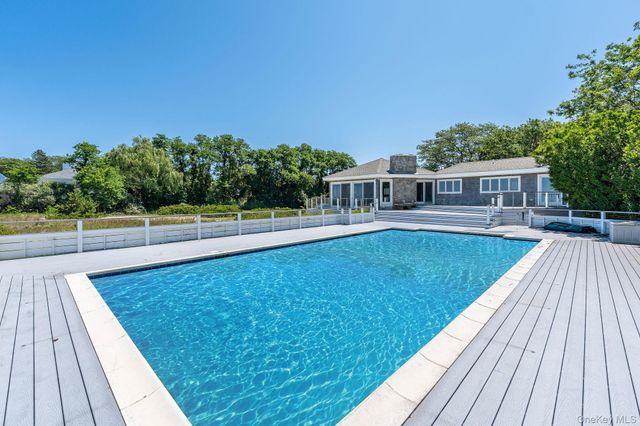 56765 Route 48, Greenport, NY 11944