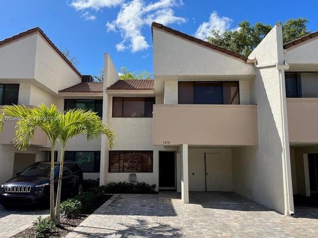 1616 Cypress Pointe Dr 1616, Coral Springs, FL 33071
