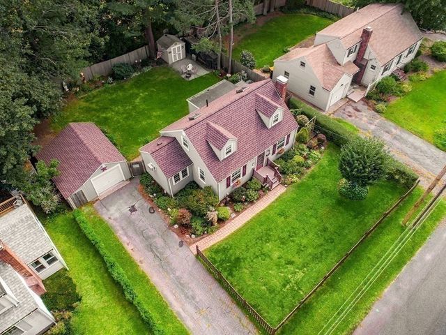 28 Londonderry Road, Framingham, MA 01701