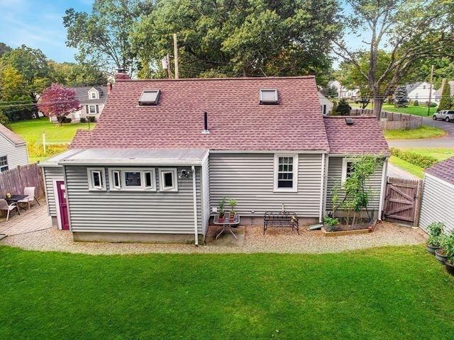 28 Londonderry Road, Framingham, MA 01701