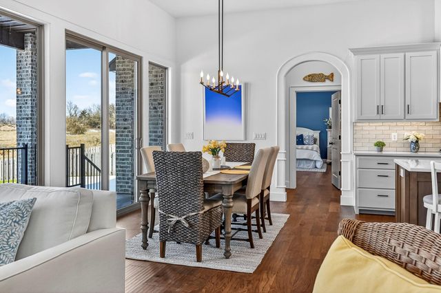 4411 E Hidden Oak Street, Springfield, MO 65802