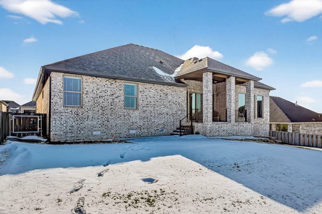 4411 E Hidden Oak Street, Springfield, MO 65802