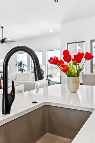 4411 E Hidden Oak Street, Springfield, MO 65802