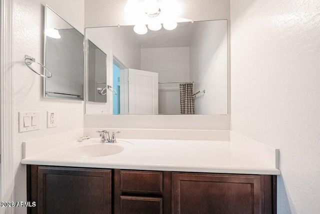 2725 E MINE CREEK Road 1144, Phoenix, AZ 85024