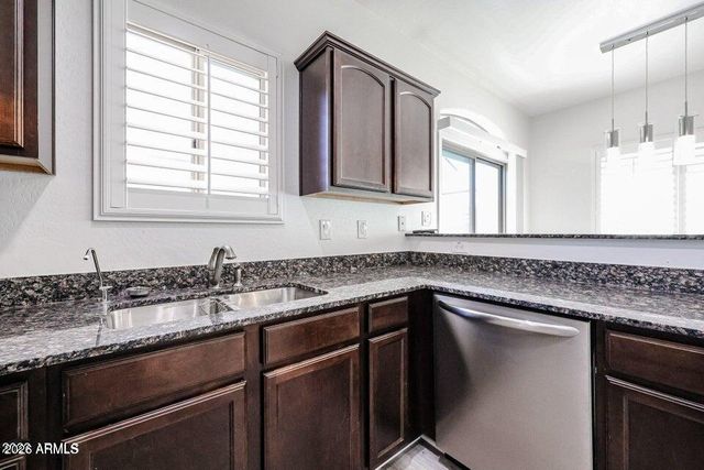 2725 E MINE CREEK Road 1144, Phoenix, AZ 85024