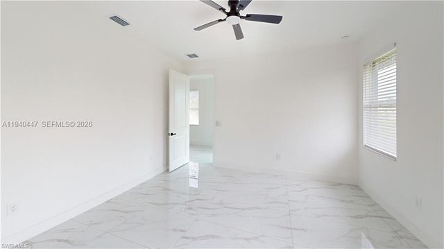 2045 Carver Avenue, Fort Myers, FL 33916