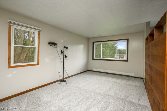 1425 Galaxy Drive, Mogadore, OH 44260