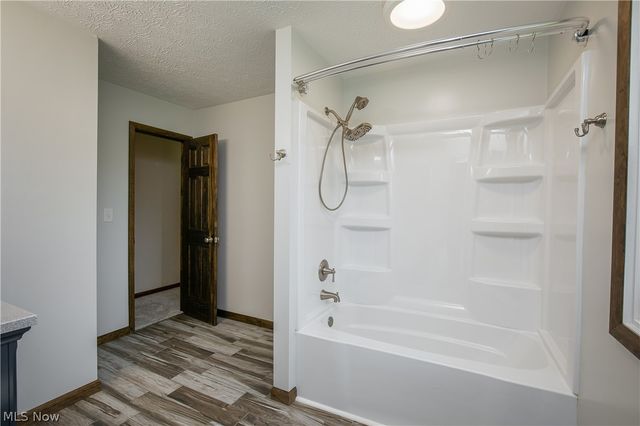 1425 Galaxy Drive, Mogadore, OH 44260