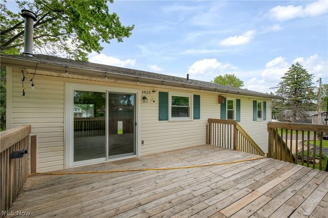 1425 Galaxy Drive, Mogadore, OH 44260