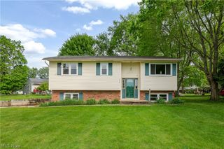 1425 Galaxy Drive, Mogadore, OH 44260