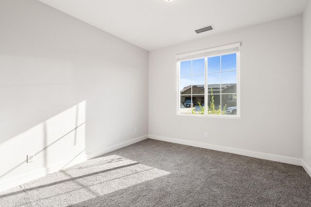 3013 N Dayton Street, Visalia, CA 93291