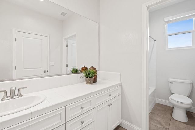 3013 N Dayton Street, Visalia, CA 93291