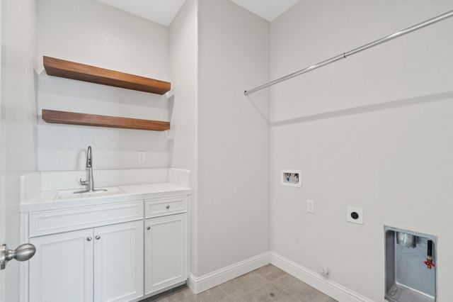 3013 N Dayton Street, Visalia, CA 93291