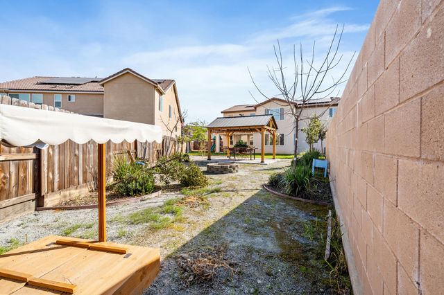 3013 N Dayton Street, Visalia, CA 93291