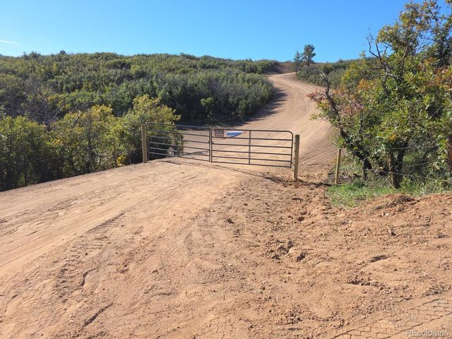 5230 Tall Horse Trl, Sedalia, CO 80135