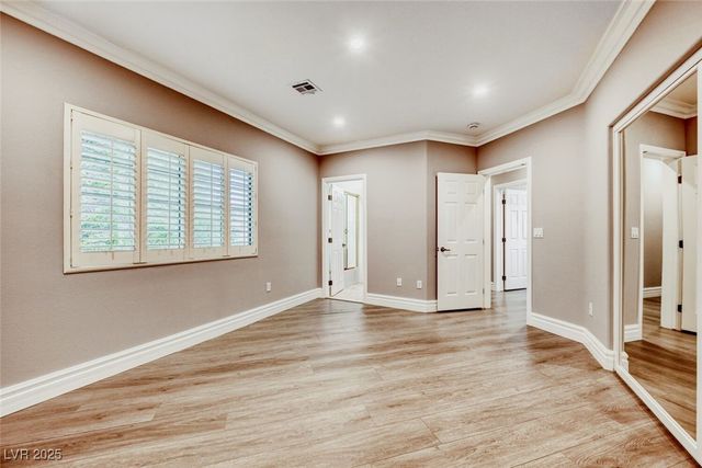 136 South Buteo Woods Lane, Las Vegas, NV 89144