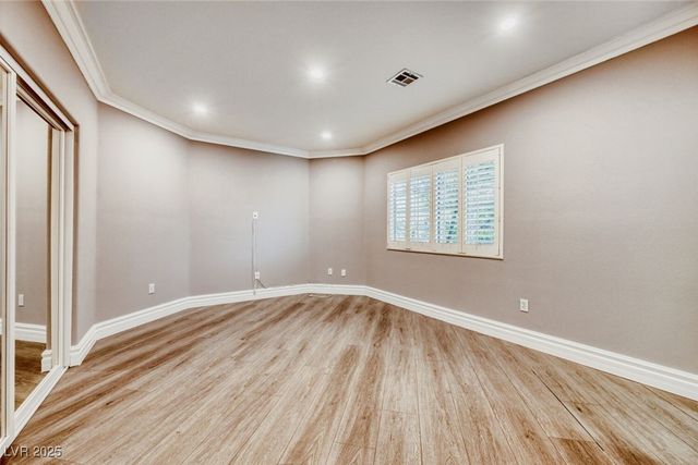 136 South Buteo Woods Lane, Las Vegas, NV 89144