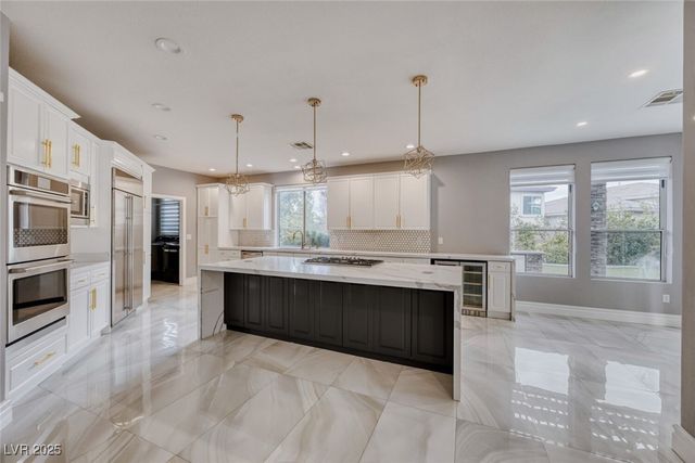 136 South Buteo Woods Lane, Las Vegas, NV 89144