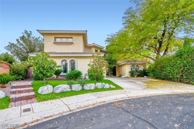 136 South Buteo Woods Lane, Las Vegas, NV 89144