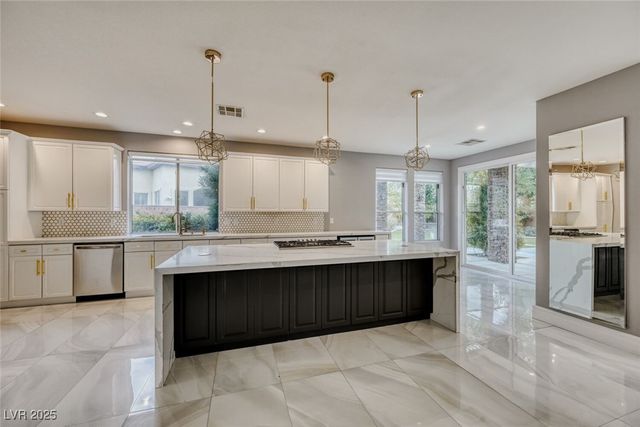 136 South Buteo Woods Lane, Las Vegas, NV 89144