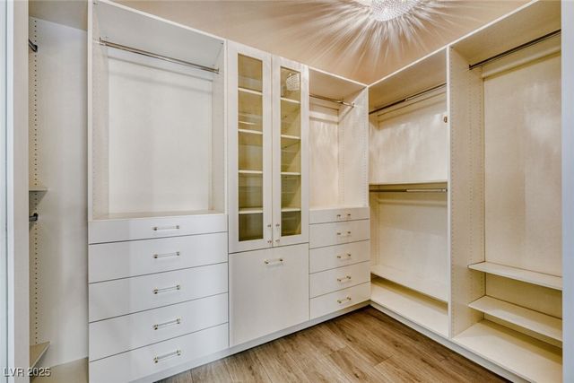 136 South Buteo Woods Lane, Las Vegas, NV 89144