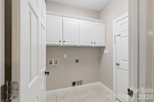 190 Meadow Glen Drive, Troutman, NC 28166