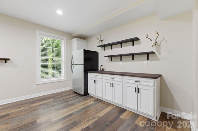 190 Meadow Glen Drive, Troutman, NC 28166