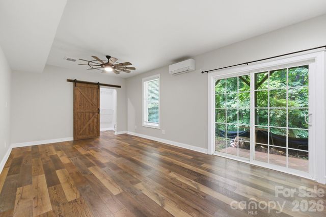 190 Meadow Glen Drive, Troutman, NC 28166