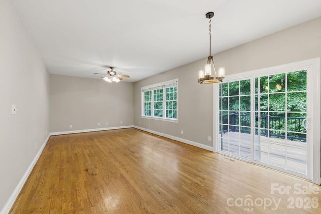 190 Meadow Glen Drive, Troutman, NC 28166