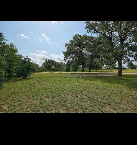 255 Blue Flame RD, Cedar Creek, TX 78612