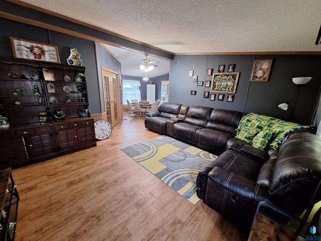 231 W Washington Ave Avenue, Salem, SD 57058