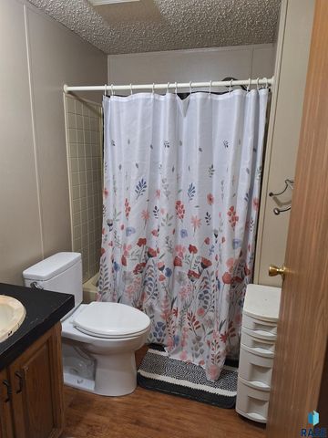 231 W Washington Ave Avenue, Salem, SD 57058