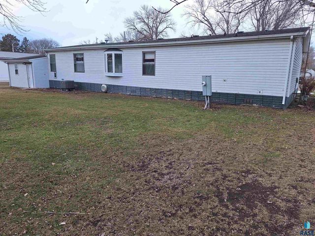 231 W Washington Ave Avenue, Salem, SD 57058