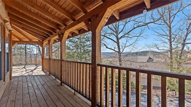 4 Quail Run Drive, Holiday Island, AR 72631