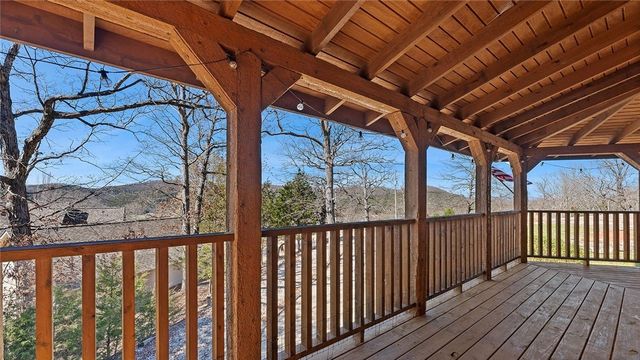 4 Quail Run Drive, Holiday Island, AR 72631