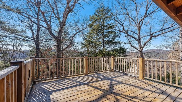 4 Quail Run Drive, Holiday Island, AR 72631
