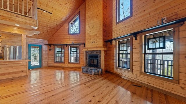 4 Quail Run Drive, Holiday Island, AR 72631