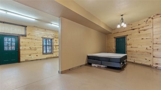 4 Quail Run Drive, Holiday Island, AR 72631