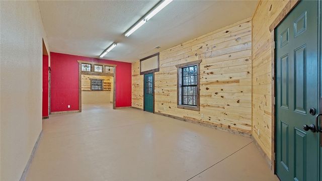 4 Quail Run Drive, Holiday Island, AR 72631