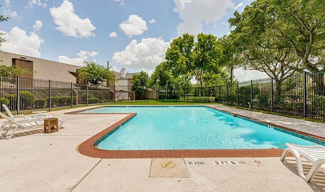 13911 Hollowgreen Drive, Houston, TX 77082