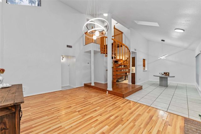 13911 Hollowgreen Drive, Houston, TX 77082